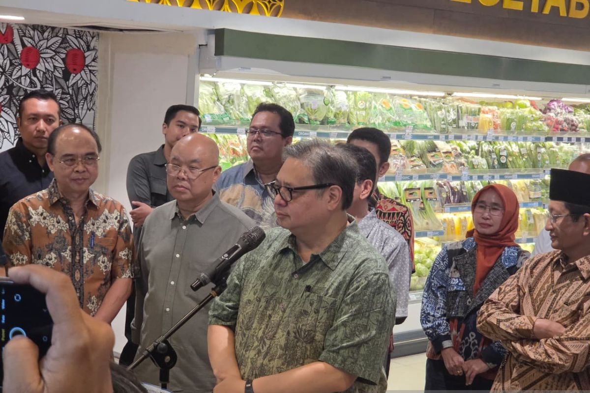 Airlangga nilai UMP 2026 sudah mempertimbangkan kondisi ekonomi